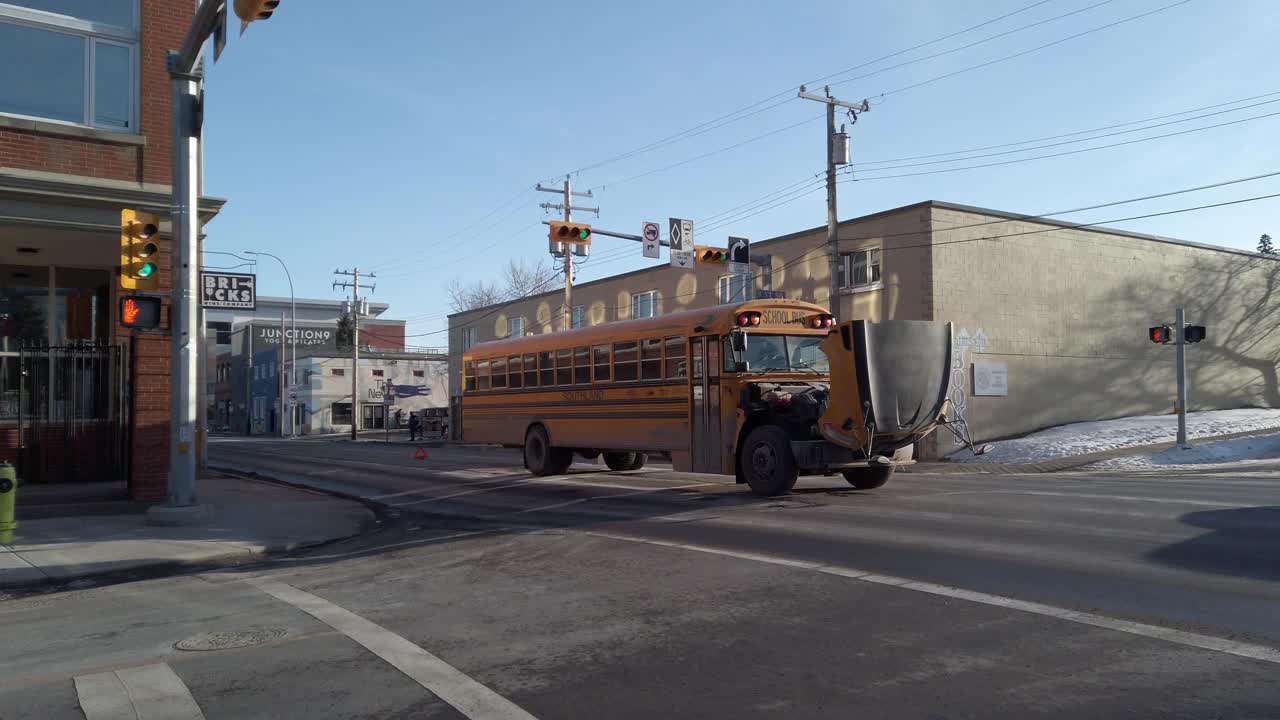 el autobús escolar se rompió en la calle inglewood calgary