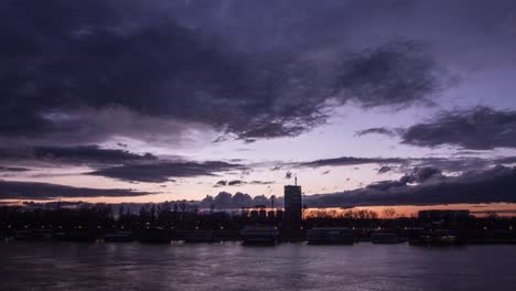 daytime changing to night, time lapse