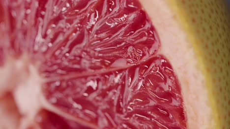 Vertikales-Video-Einer-Makro-Grapefruit-In-Nahaufnahme-Als-Hintergrund