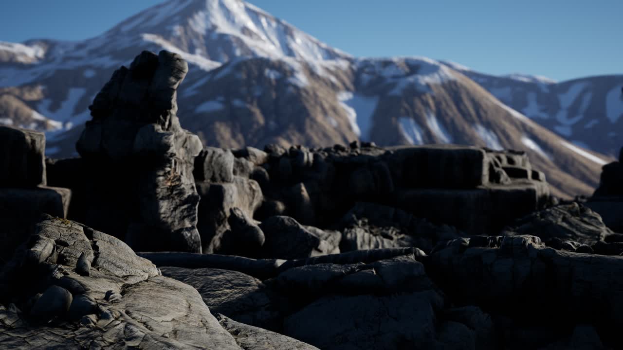 rocas y piedras en las montañas de los alpes