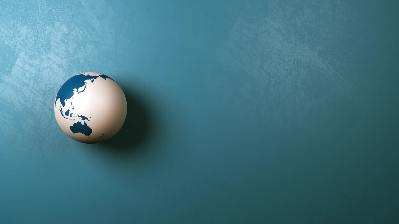 planeta tierra girando sobre fondo azul con copyspace