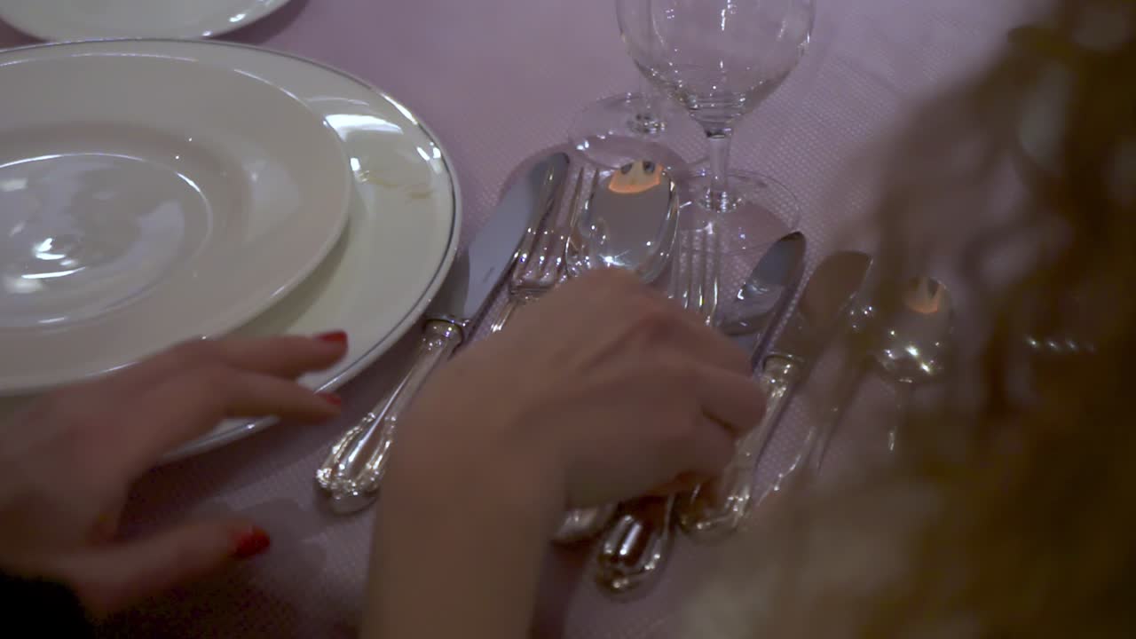 establecimiento formal de la mesa de comedor