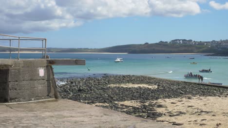 Meerblick-St.-Ives-Cornwall-Am-Sonnigen-Tag-Pier