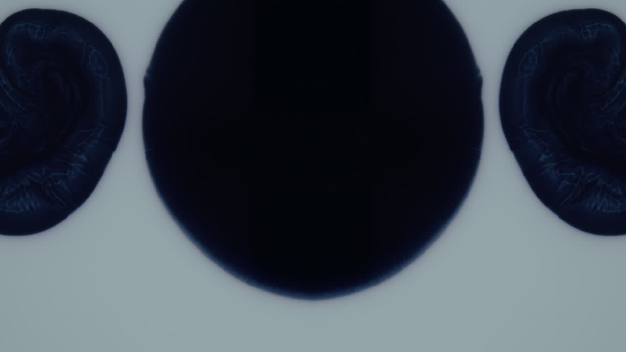 remolinos de tinta abstractos