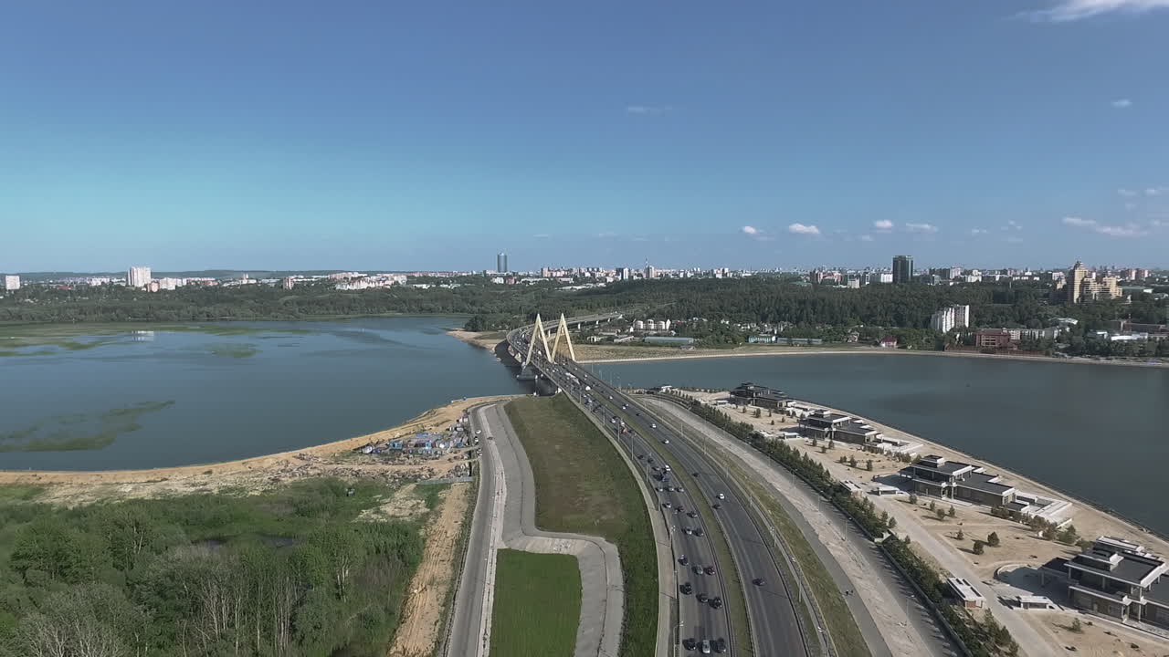 카잔 의 밀레니엄 다리 의 공중 사진