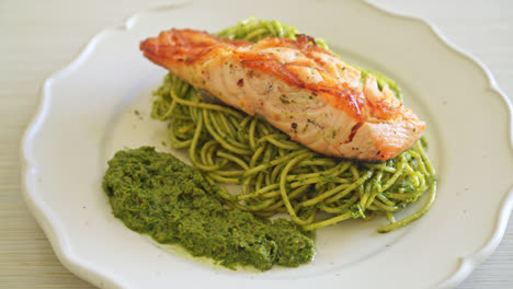 spaghetti pesto with grilled salmon - italian food style