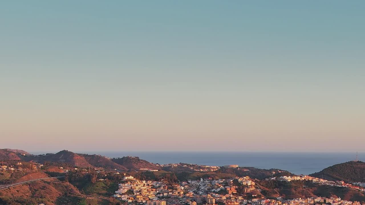 Vasto crinale delle montagne andaluse