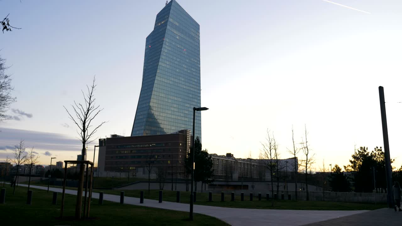 프랑크푸르트의 유럽 중앙은행 건물