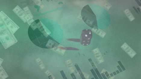 animación del procesamiento de datos financieros sobre dos dados y billetes de dólares estadounidenses en fondo verde