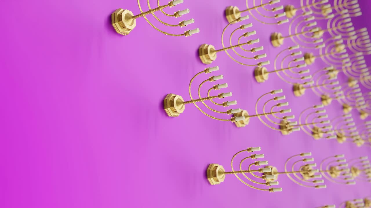 활기찬 분홍색 배경에 금색 메노라