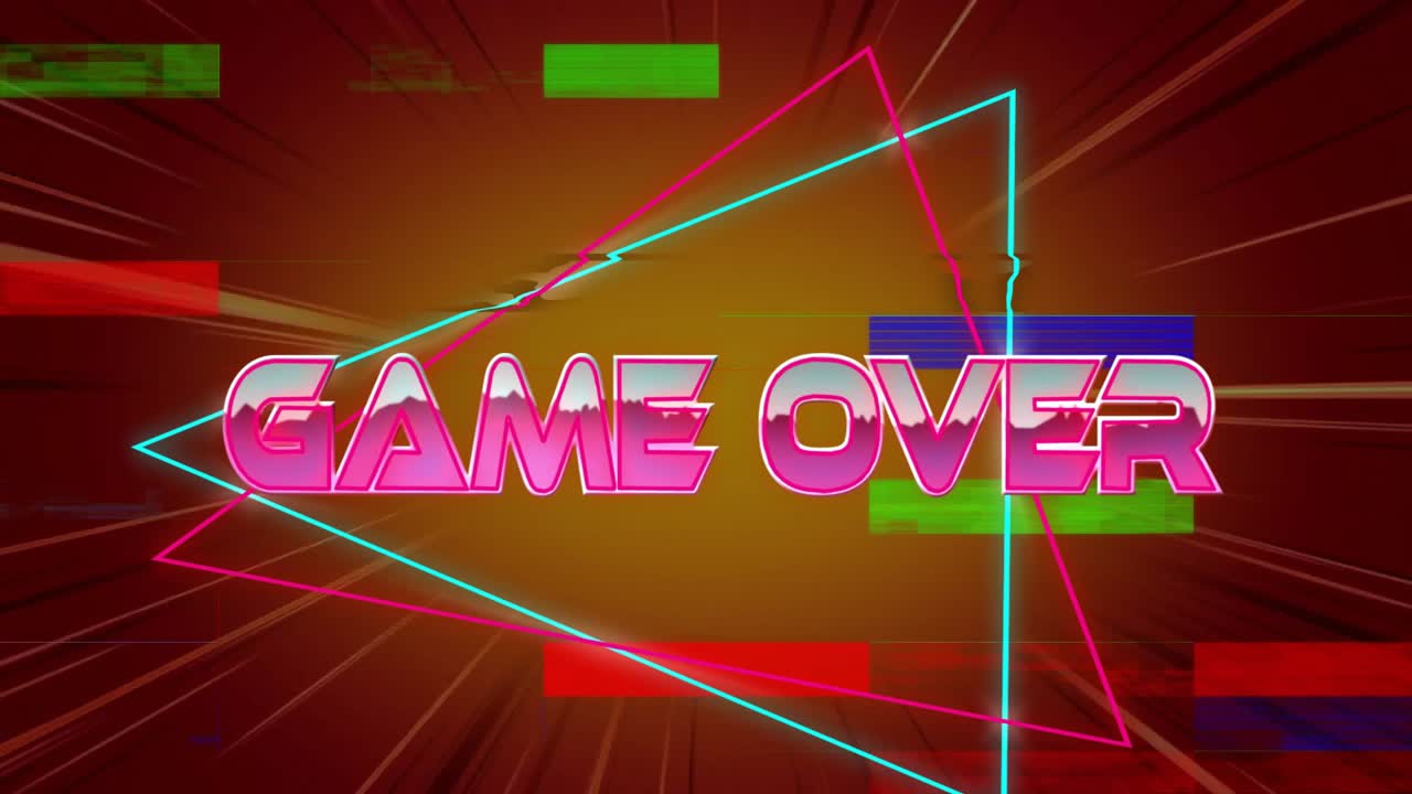 GAME OVER iniziale con barre glitch dritte scorrevoli che scattano, triangoli al neon che svaniscono evocando un'atmosfera retrò.