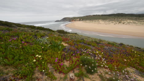 Panoramic-right-to-left,-Amoreira-Beach,-Ribeira-de-aljezur,-Aljezur,-Portugal