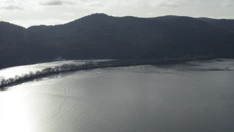 Vistas-Aéreas-De-Drones-Del-Parque-Nacional-Keller-En-Invierno