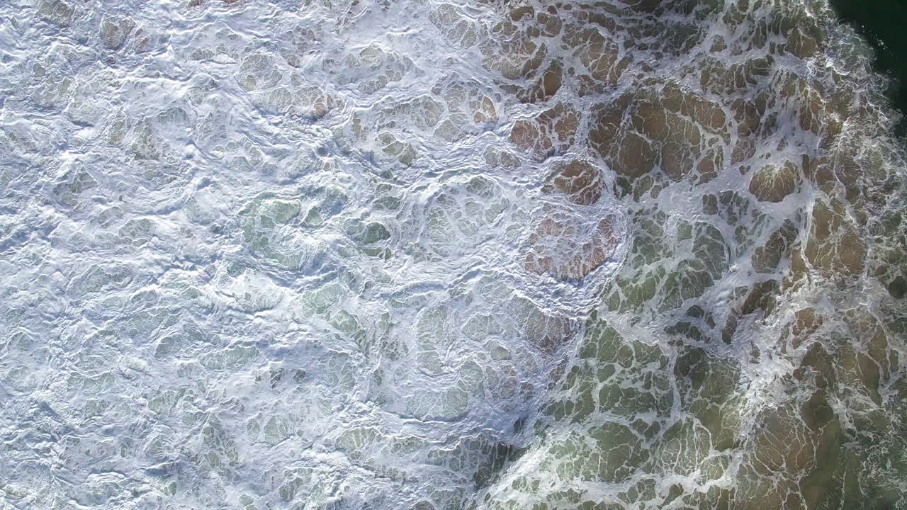 la vida viene a nosotros en olas