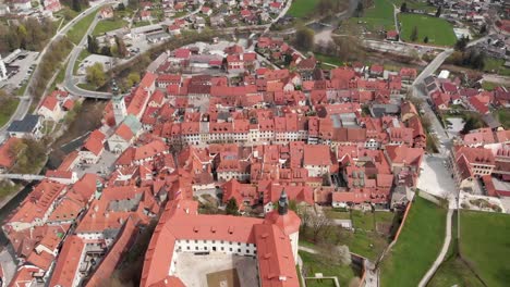 Eine-Historische-Mittelalterliche-Burg-In-Slowenien