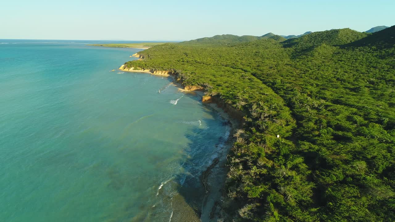 costa cerca de playa popa en república dominicana