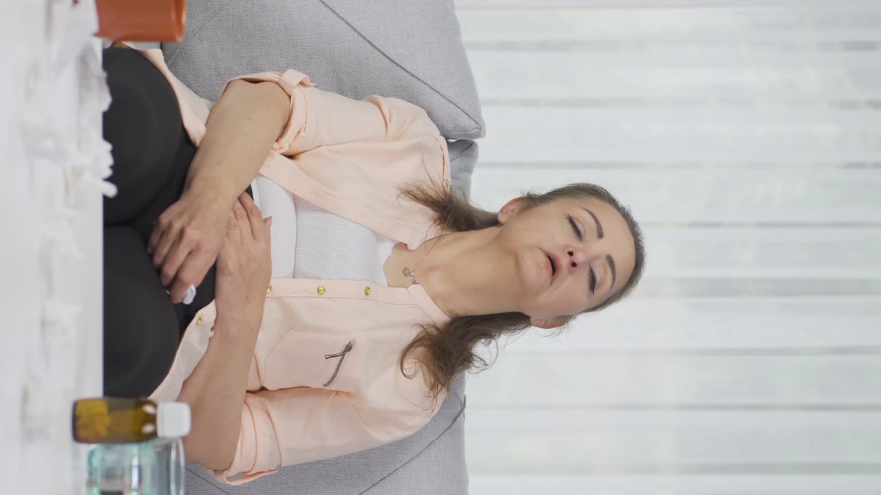 vídeo vertical de la sensación de fatiga.