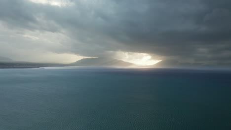 Dark-Clouds-In-The-Sky-Over-The-Seascape-In-Castellammare-del-Golfo,-Trapani,-Sicily,-Italy
