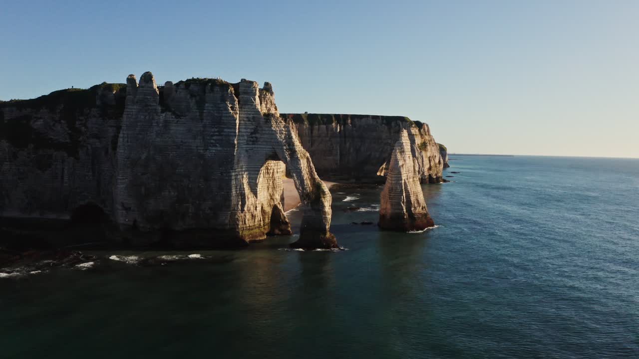 프랑스 에트레타트 (etretat) 의 경이로운 절벽