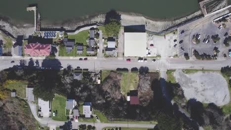 Rising-birdseye-view-above-coastal-road-in-beautiful-Bandon-Oregon-in-the-great-PNW