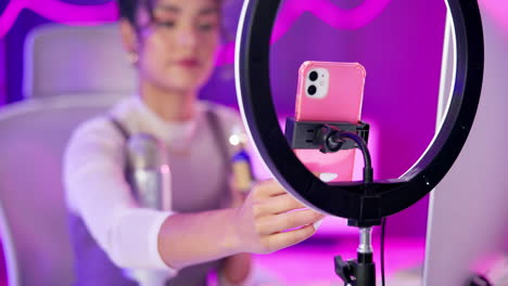 a vlogger records content