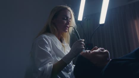 microneedling skin treatment session