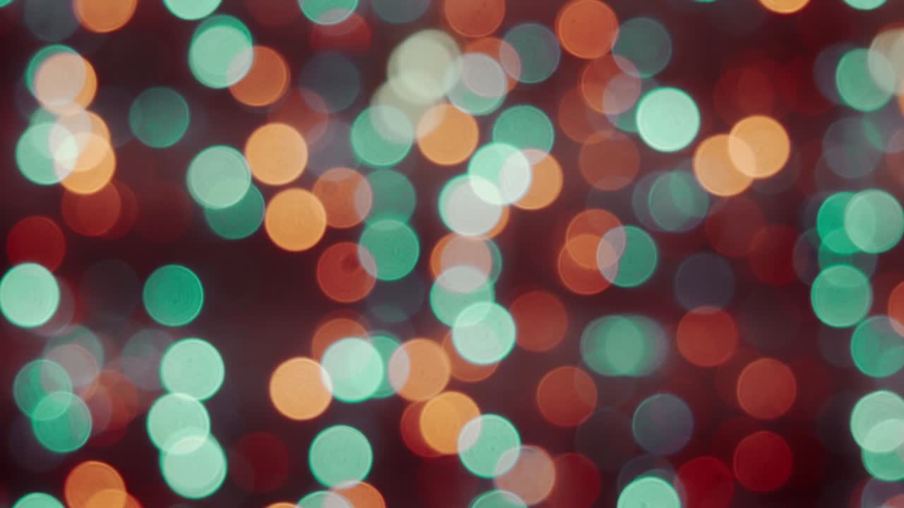 fondo brillante abstracto con pañuelos. luces doradas fondo de vacaciones. multicolor brillante, bokeh borroso