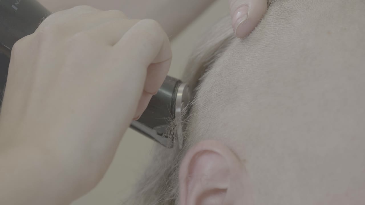 corte de pelo en curso