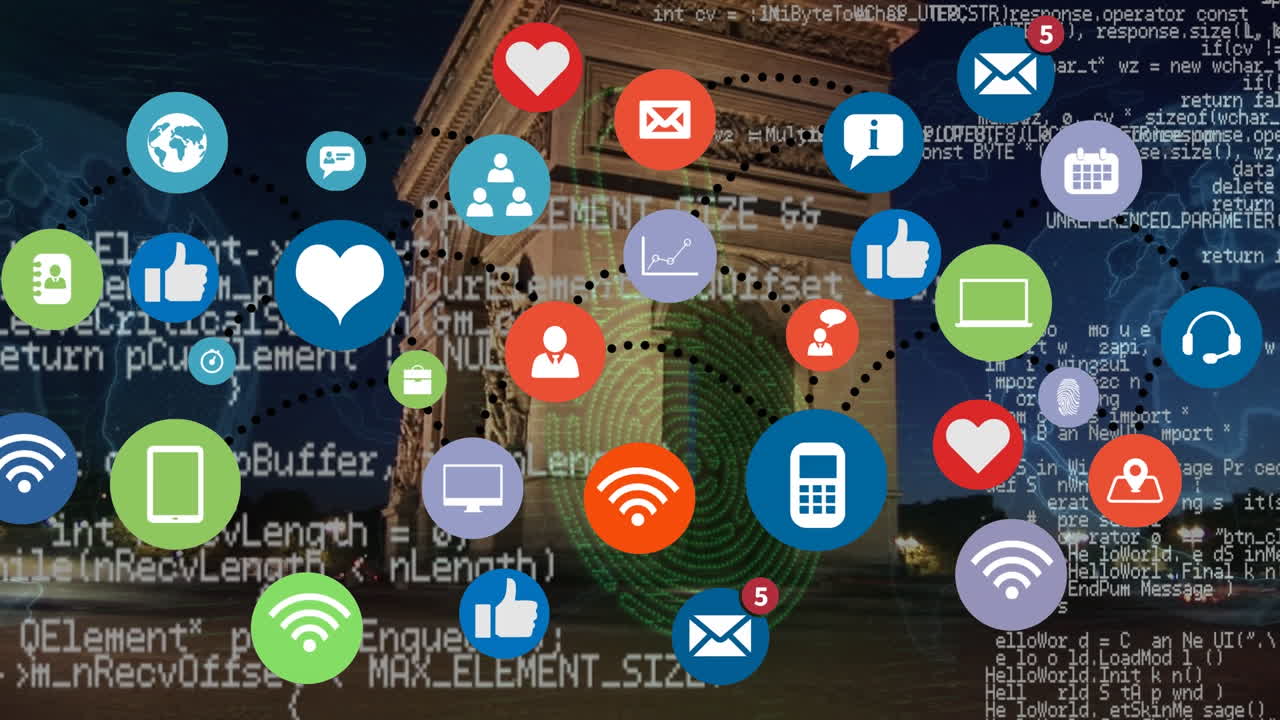 도시 풍경 위에 지구와 아이콘으로 데이터 처리의 애니메이션