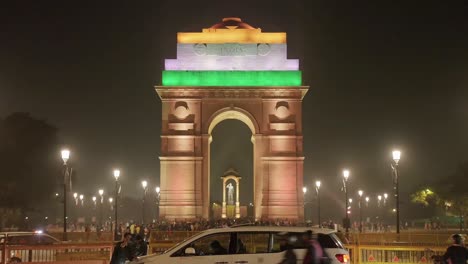 Puerta-De-La-India-En-Las-Luces-De-La-Bandera-India