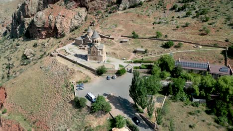 Video-De-Drones-De-Alta-Definición-De-4k-Del-Hermoso-Monasterio-De-Noravank--Armenia