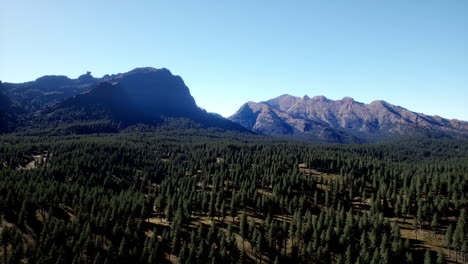 Cascade-Mountain-and-surrounding-Canadian-Rocky-Mountains-in-summer-time