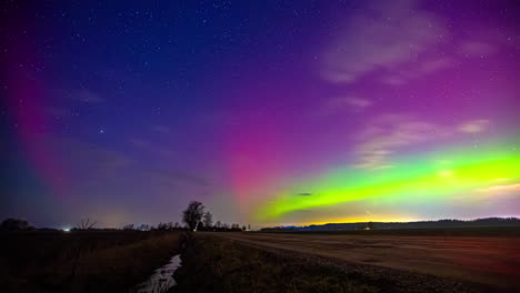 Aurora-Boreal-Aurora-Boreal-Lapso-De-Tiempo-Cielo-Despejado-Estrellas-Naturaleza-Noche-A-Día-Transición