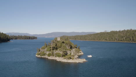 tracking around fannette island with a power boat off it's southern shore