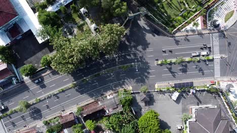 The-streets-of-a-city-in-Yogyakarta-are-very-quiet-during-the-day