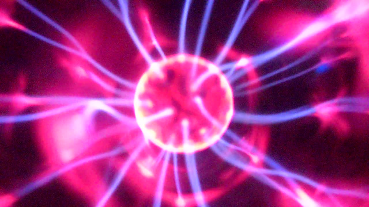 relámpago, relámpago y descargas eléctricas.