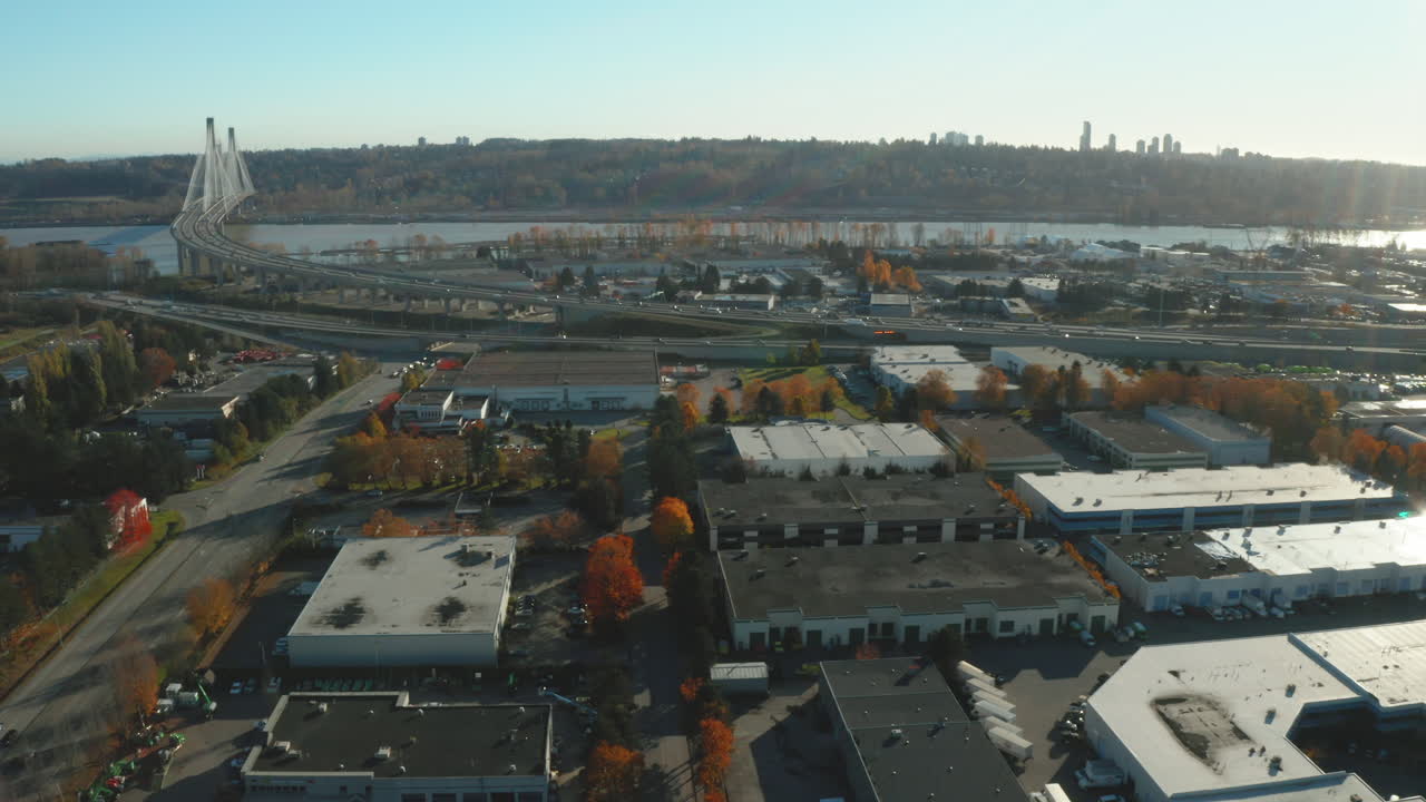 панорамный вид с воздуха на кокитлам, британская колумбия, канада