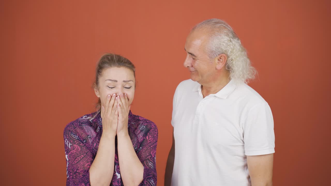 감성적인 커플입니다.