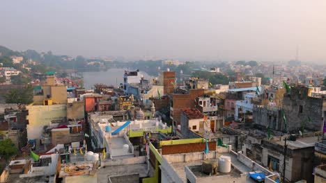 Udaipur,-Auch-Bekannt-Als-Die-Stadt-Der-Seen,-Ist-Eine-Stadt-Im-Bundesstaat-Rajasthan-In-Indien.-Es-Ist-Die-Historische-Hauptstadt-Des-Königreichs-Mewar-Im-Ehemaligen-Rajputana-Gebiet.