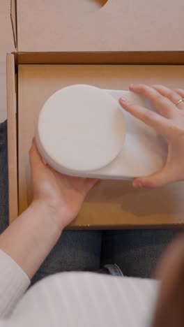 unboxing a minimalist white tray