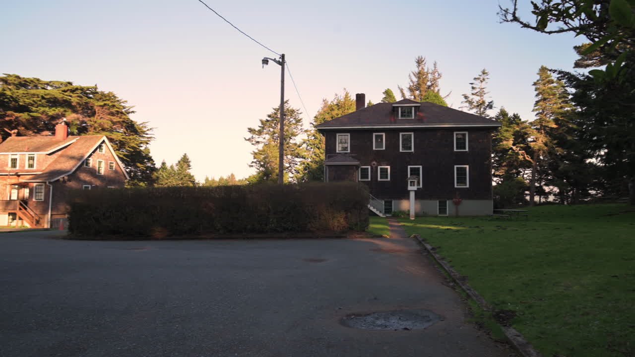 오레곤 주 포트 오포드에 있는 해안 경비대의 오래된 건물