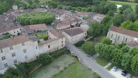 fourcès aerial back travelling, dordogne, labelled les plus beaux villages de france