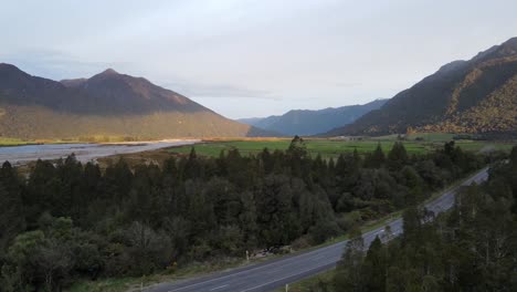 panoramic view at the end of the arthur´s pass road in new zealand