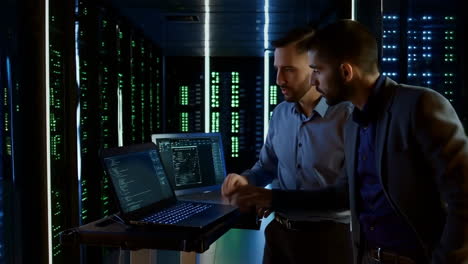 it professionals working in data center