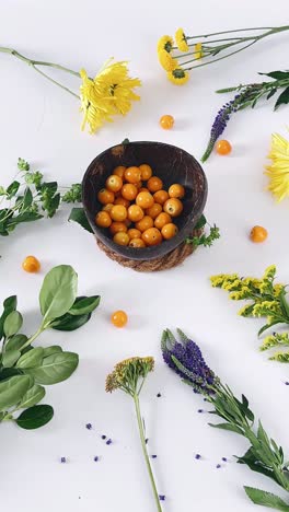 arranjos de frutas e flores