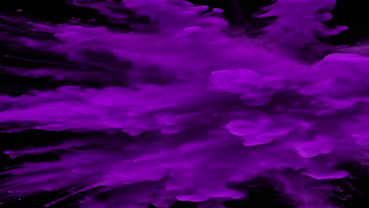 Lilla pulvereksplosion mod sort baggrund