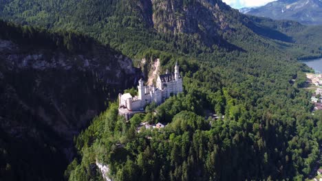 Neuschwanstein-Castle-Bavarian-Alps-Germany