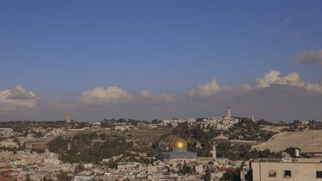 horizonte de jerusalén durante el día con nubes
