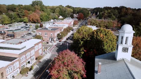 Hillsborough-NC,-Hillsborough-North-Carolina-Antenne,-Kleinstadt-USA,-Meine-Heimatstadt