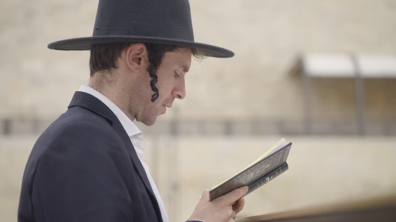 Jewish Man Praying